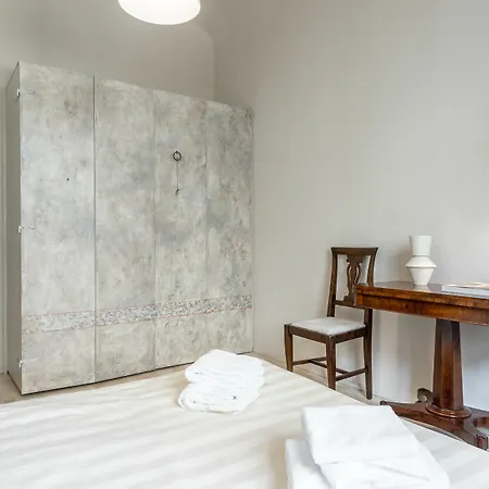 Santa Croce Design